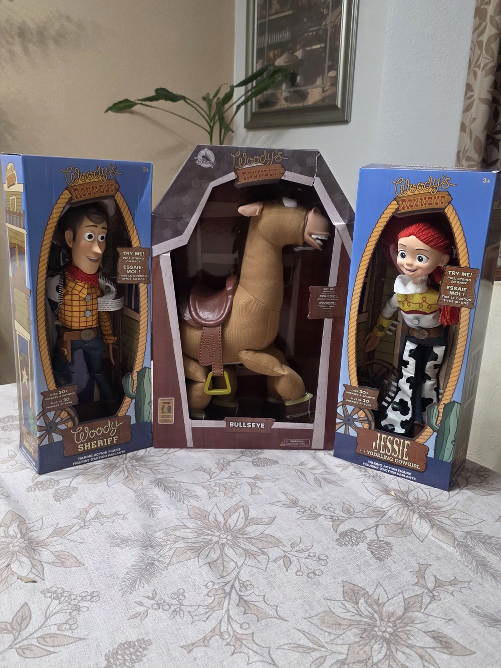 Disney Woody, Jessie & Bullseye Toy Set - Brown, Yellow, Red, White, Black